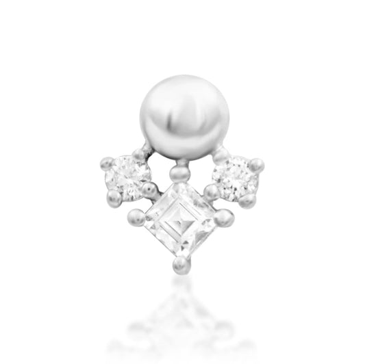 Close-up of Junipurr Celest Threadless Helix Earring in 14k White Gold, 5.6mm x 6.8mm, ideal for helix, lobe, or conch piercings.