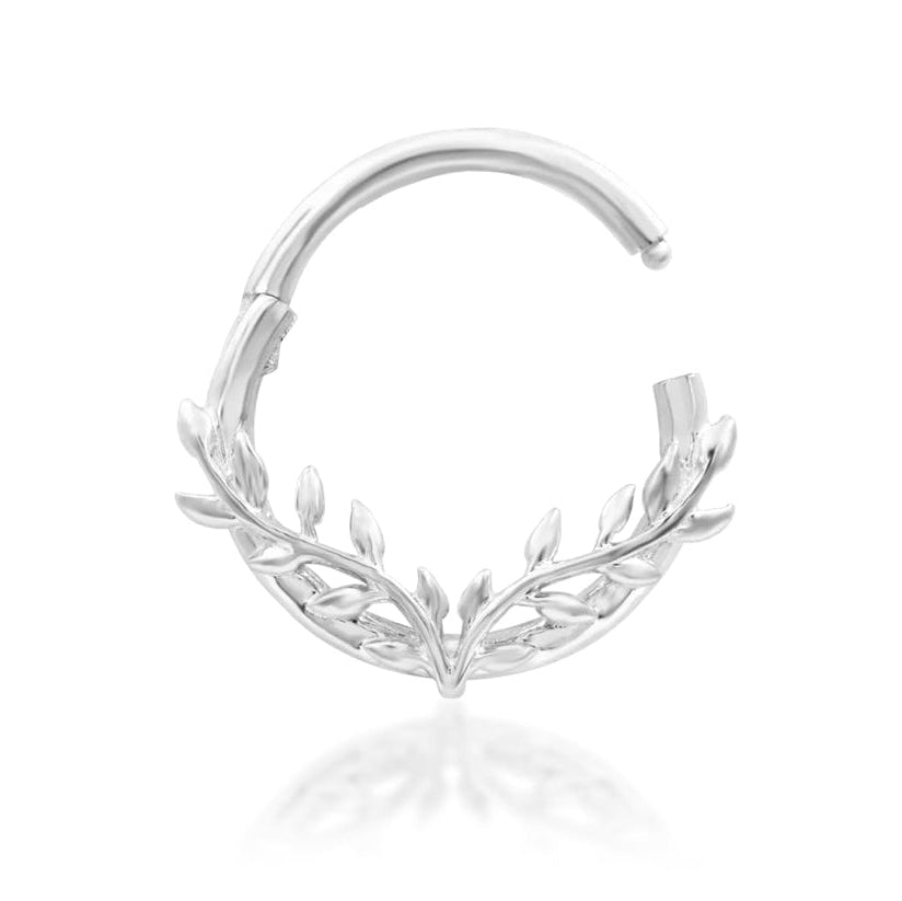 Junipurr Everleigh solid 14k white gold sculptural clicker ring, front view.