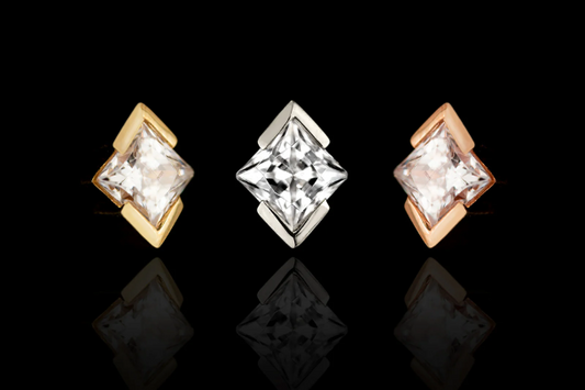 Junipurr Jewellery Ada – Princess Cut Swarovski CZ Threadless End in 14k Gold for Refined Cartilage & Lobe Styling