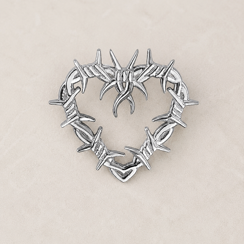 BVLA Barbed Wired Heart solid 14k gold threadless end featuring a barbed wire heart design for helix, flat, conch, tragus and lobe piercings.