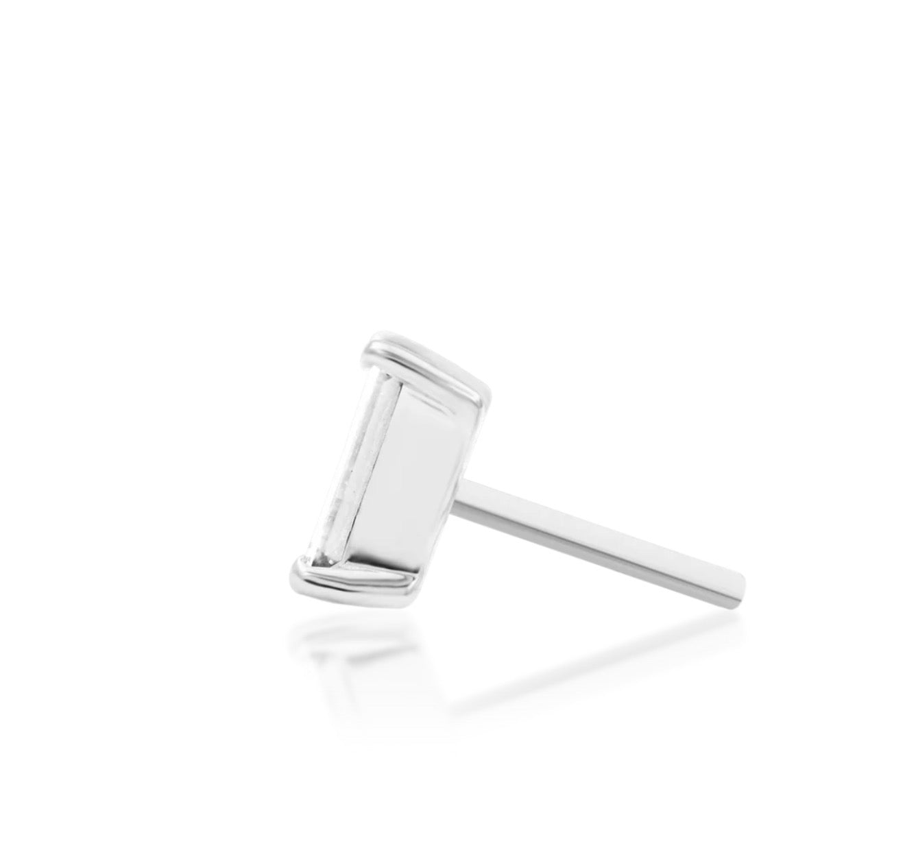 Junipurr Diamond Baguette 14k white gold baguette diamond threadless end side profile with refined minimalist design