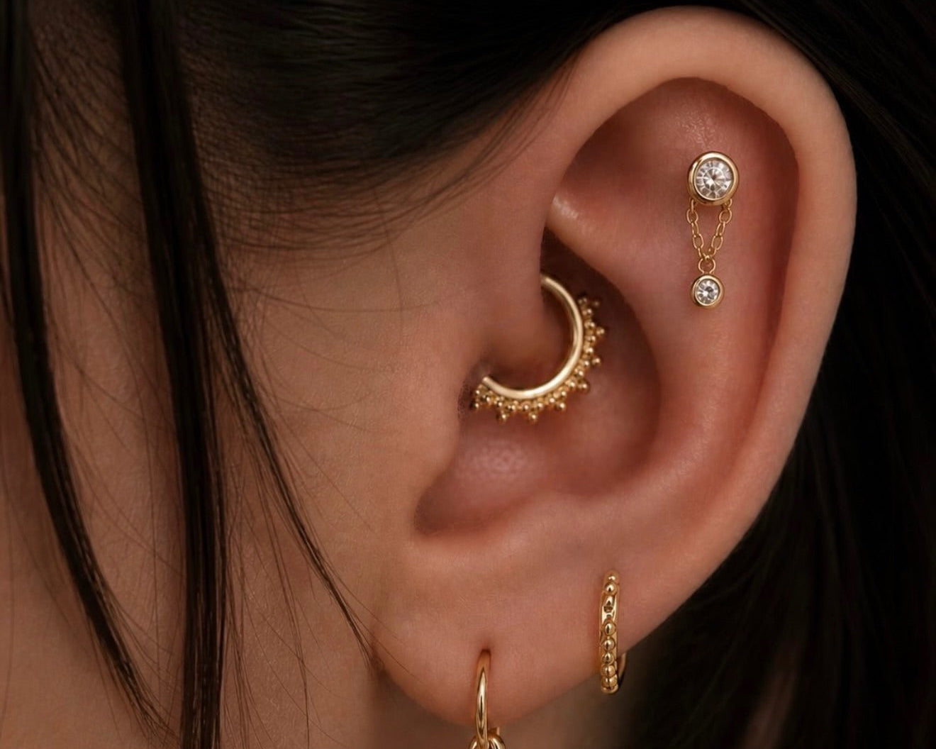 Yellow gold side profile.