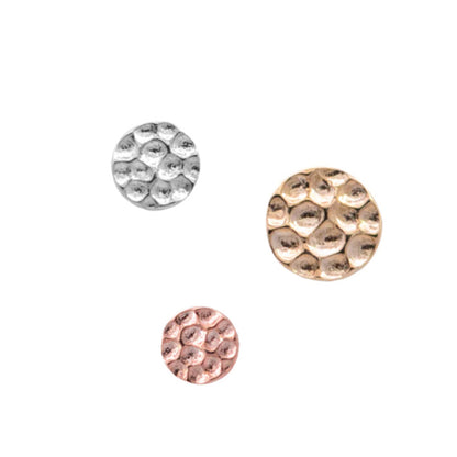 Junipurr Hammered Disk solid 14k yellow gold threadless decorative end with textured hammered finish, front view for helix and lobe piercing jewellery