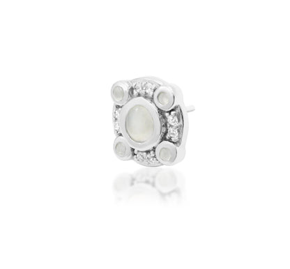 off front angled perspective of junipurr inaya white gold threadless end showing refined gemstone arrangement