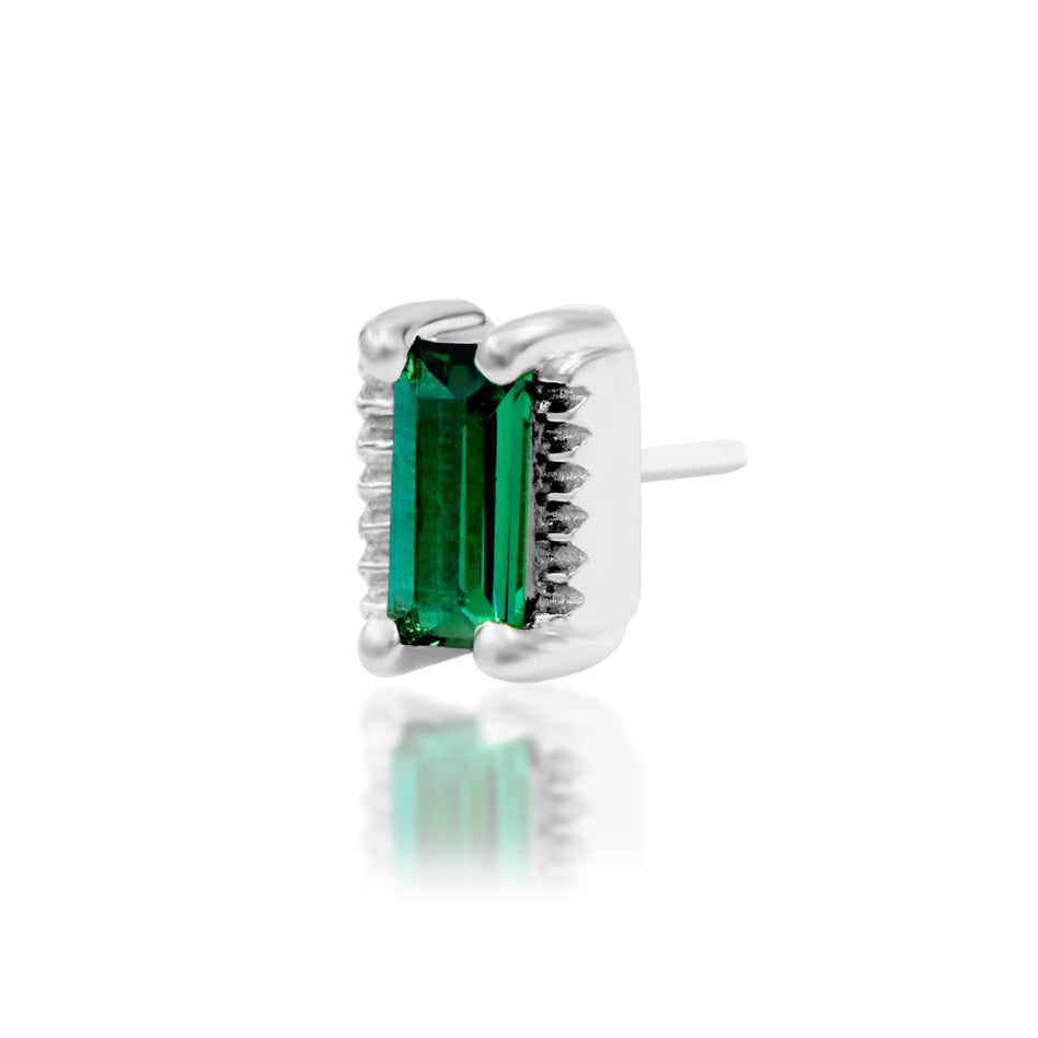Angled perspective of Junipurr Jewellery Avri threadless end highlighting gemstone placement