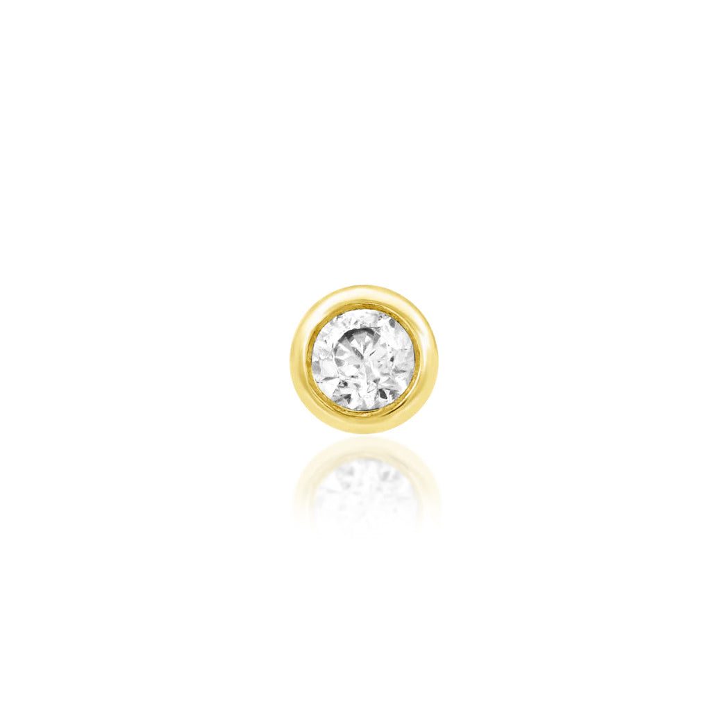 Front view of Junipurr Jewellery bezel set cubic zirconia threadless decorative end in 14k yellow gold