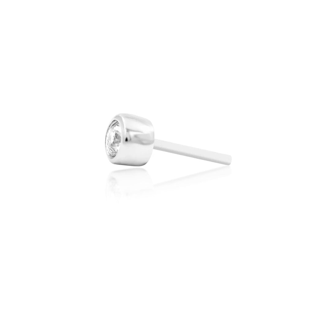 Side profile of Junipurr Jewellery bezel set cubic zirconia threadless decorative end in white gold