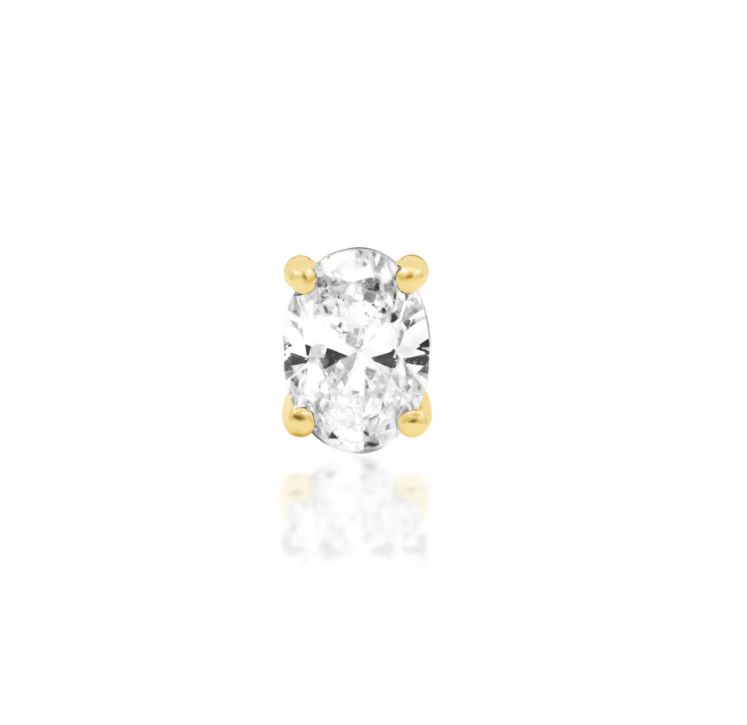 Front view of the Junipurr Jewellery Diamond Oval threadless end in 14k yellow gold set with a VS1 F-colour lab-grown oval diamond.