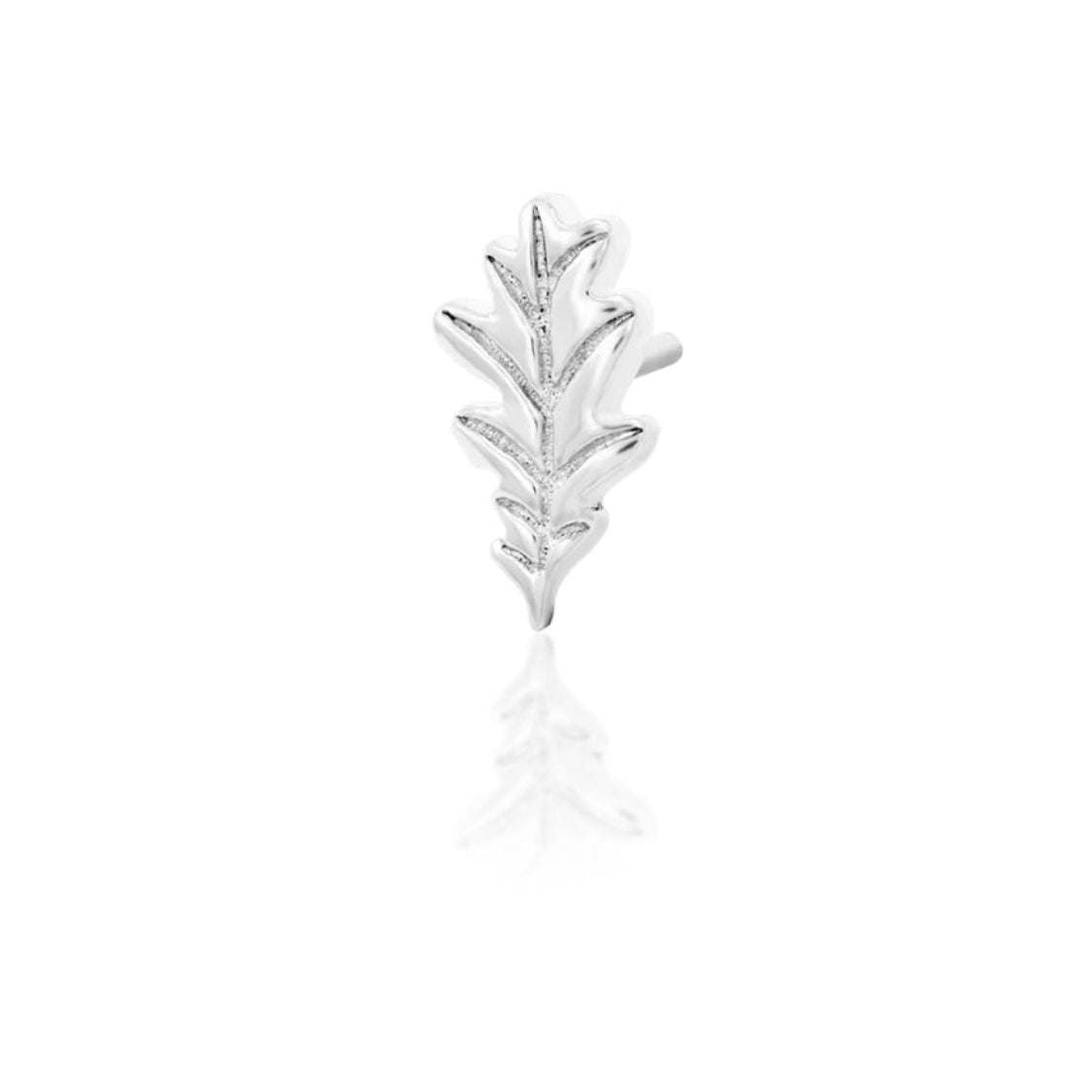 Front view of Junipurr Jewellery Oak Leaf threadless end in 14k white gold with nature inspired leaf design