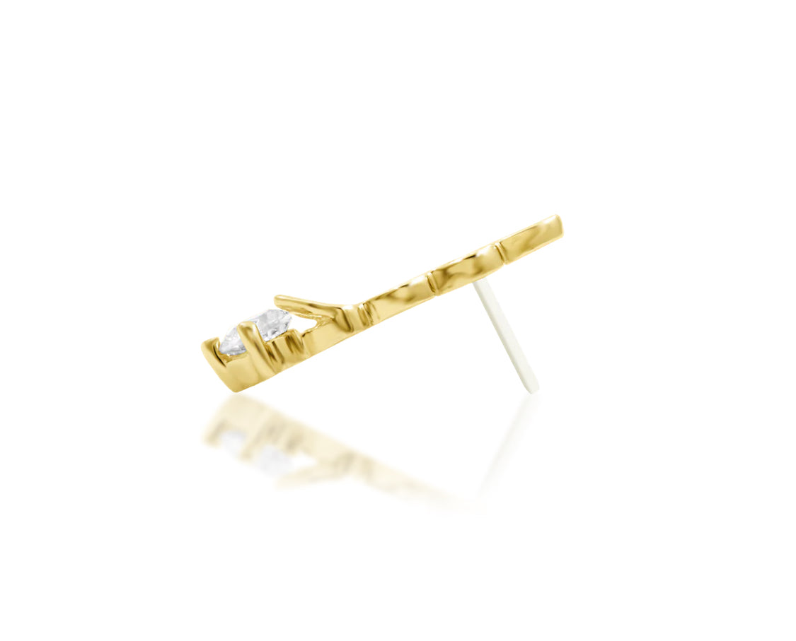 Full side profile of the Junipurr Jewellery Sending Love in 14k yellow gold, designed for comfortable wear in helix and flat piercings.