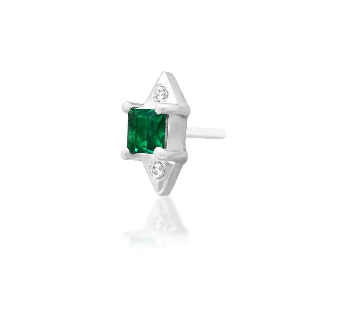 Angled perspective of Junipurr Jewellery Sylvan emerald green CZ threadless end highlighting gemstone arrangement
