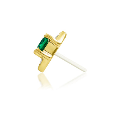 Side profile of Junipurr Jewellery Sylvan emerald CZ threadless end designed for comfortable cartilage piercing wear
