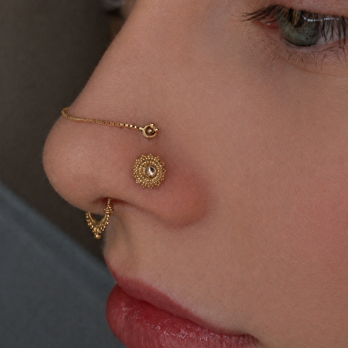 Gold nose styling with BVLA Afghan, Junipurr Tri-Bead and box chain jewellery