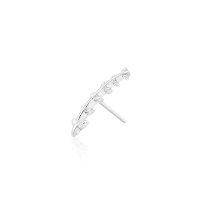 Conch leaf jewellery in solid white gold, featuring Junipurr Florence’s narrow fern design.