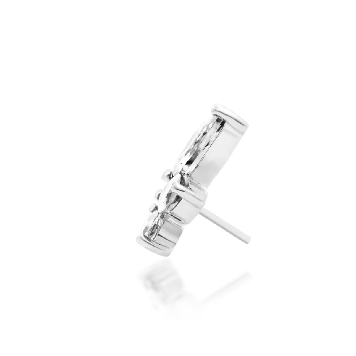 Directional white gold cartilage earring with a tapered marquise gemstone arrangement