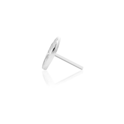 Geometric ear jewellery in solid white gold, shaped as a sharp engraved marquise accent.