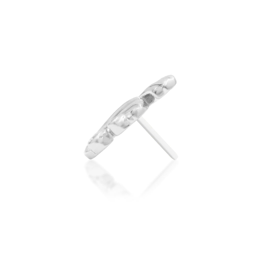 Side profile of the Junipurr Jewellery Dova 14k white gold threadless end designed for comfortable wear.