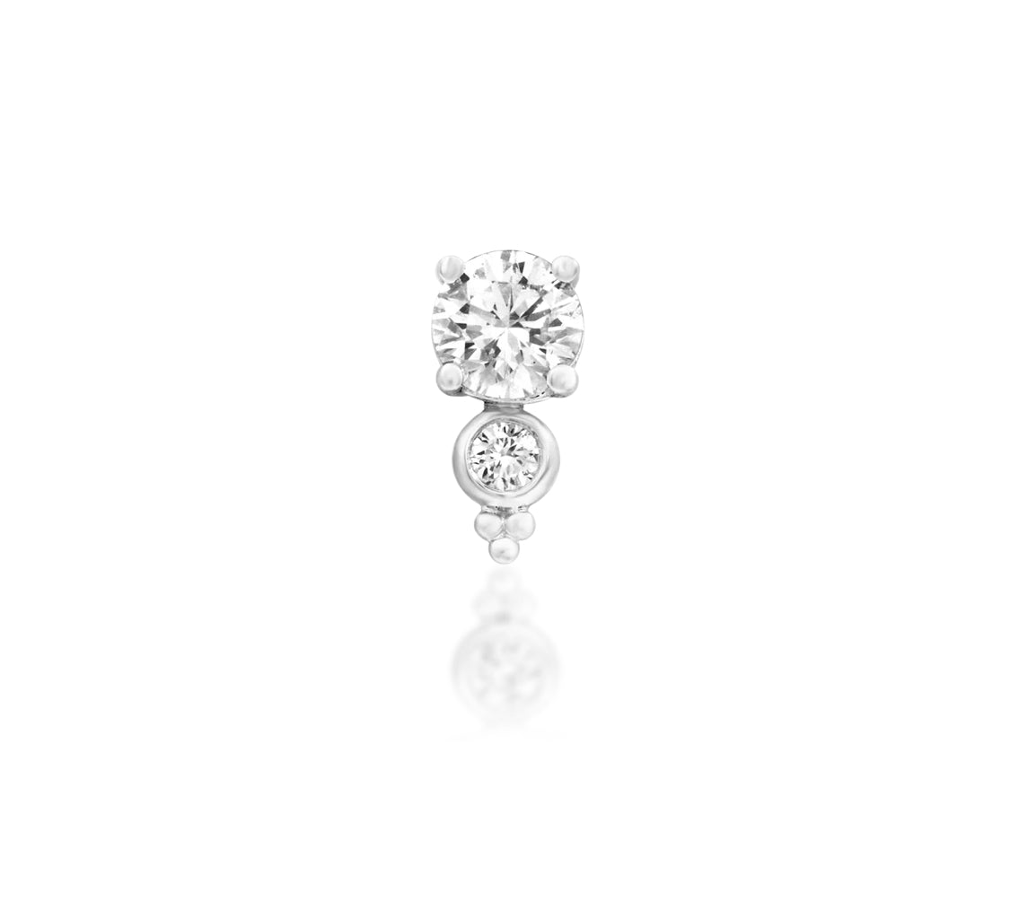 Junipurr Ecstatic solid 14k white gold threadless end with two graduated lab-grown diamonds, front view.
