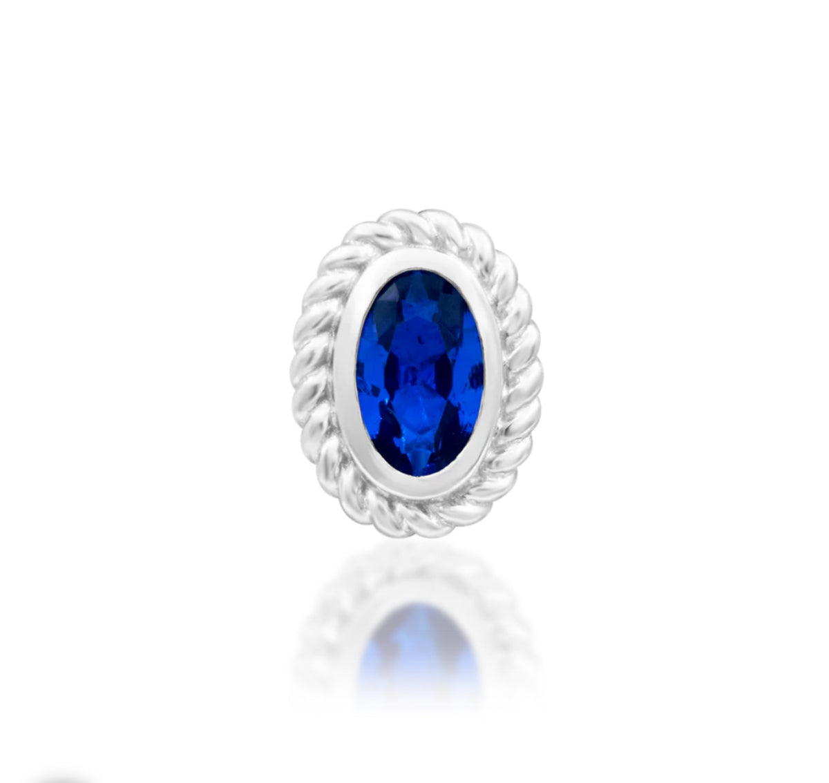Junipurr Genevive solid 14k gold threadless end with an oval sapphire and textured rope-style border.