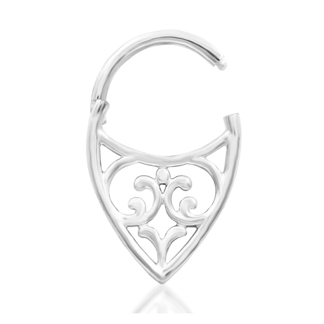 Angled view of Junipurr Georgia filigree threadless end in 14k white gold.