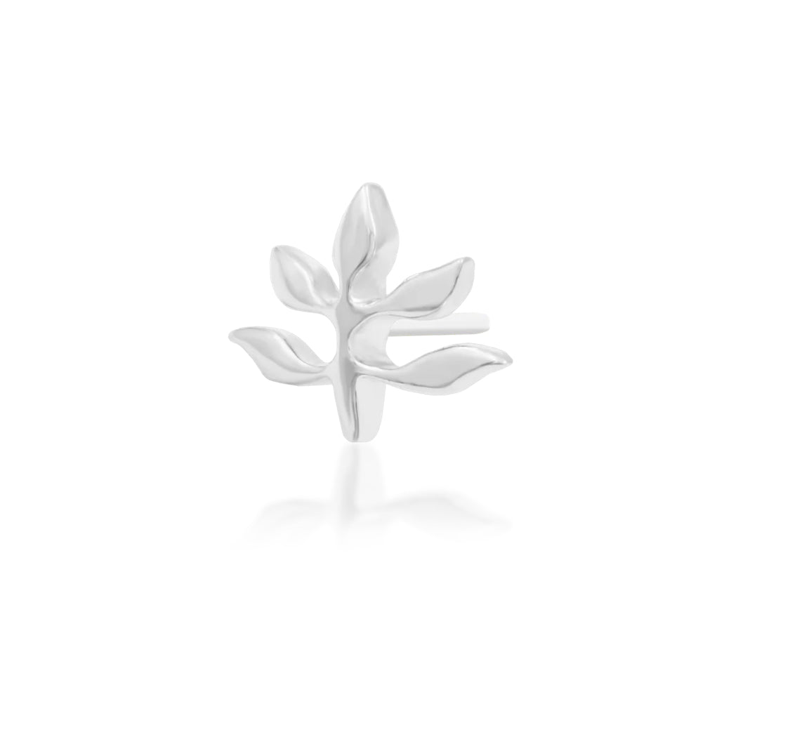 Junipurr Goddess solid 14k white gold threadless end, angled view.