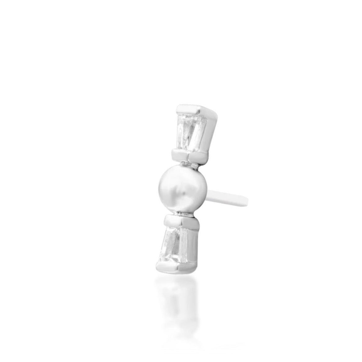 Angled view of Junipurr Ilona CZ threadless end in 14k white gold.