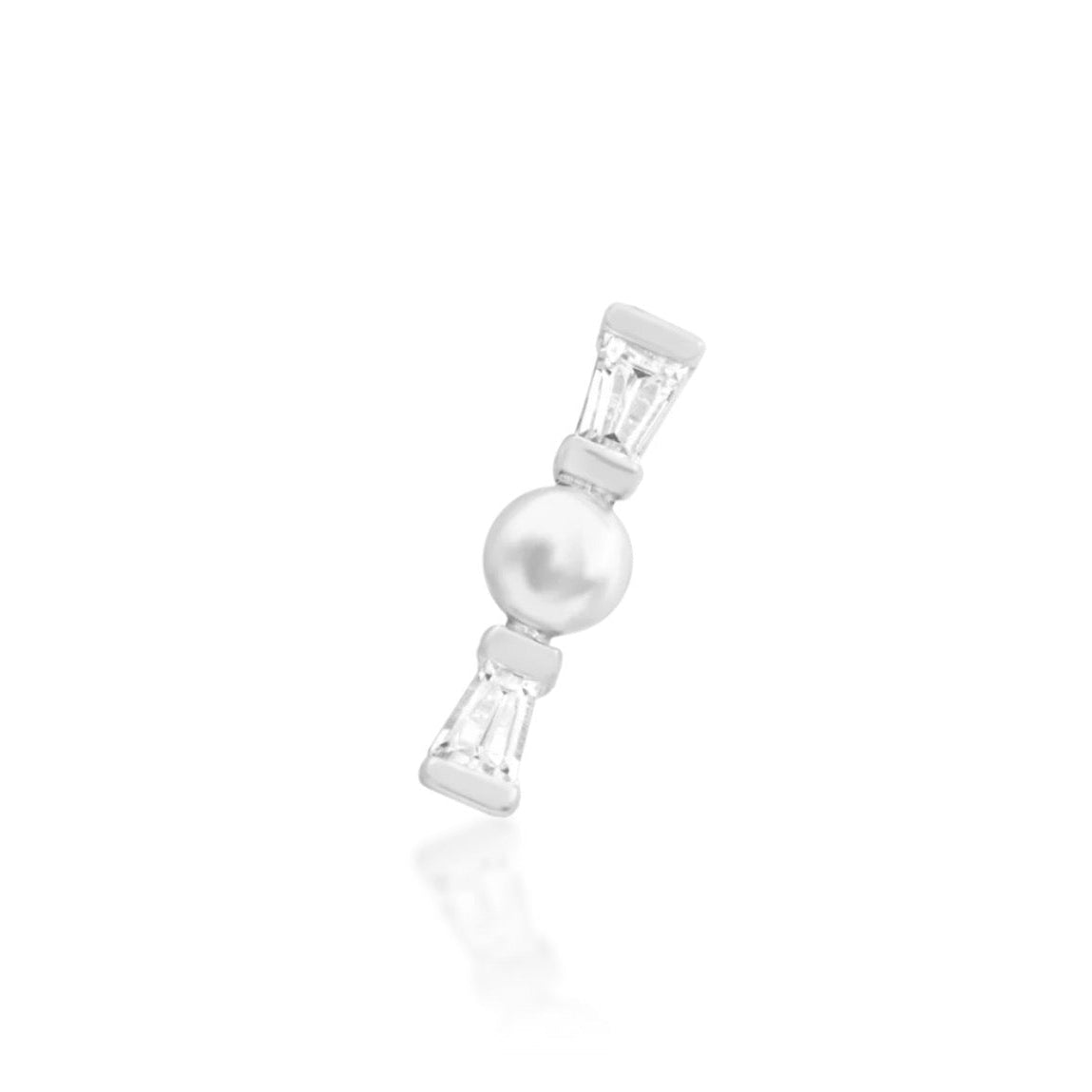Front view of Junipurr Ilona CZ threadless end in 14k white gold.