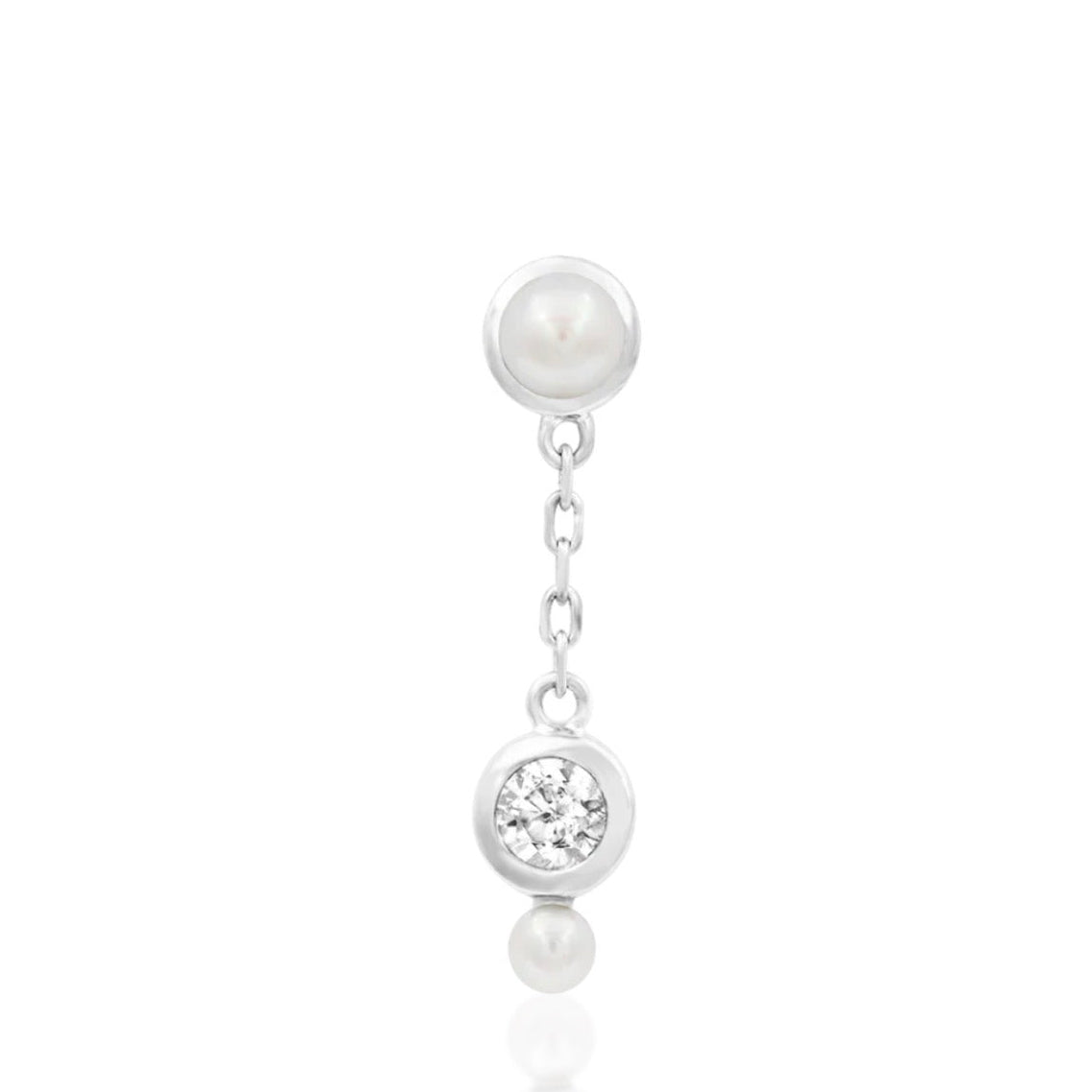 Front view of Junipurr Lala pearl dangle threadless end in 14k white gold.