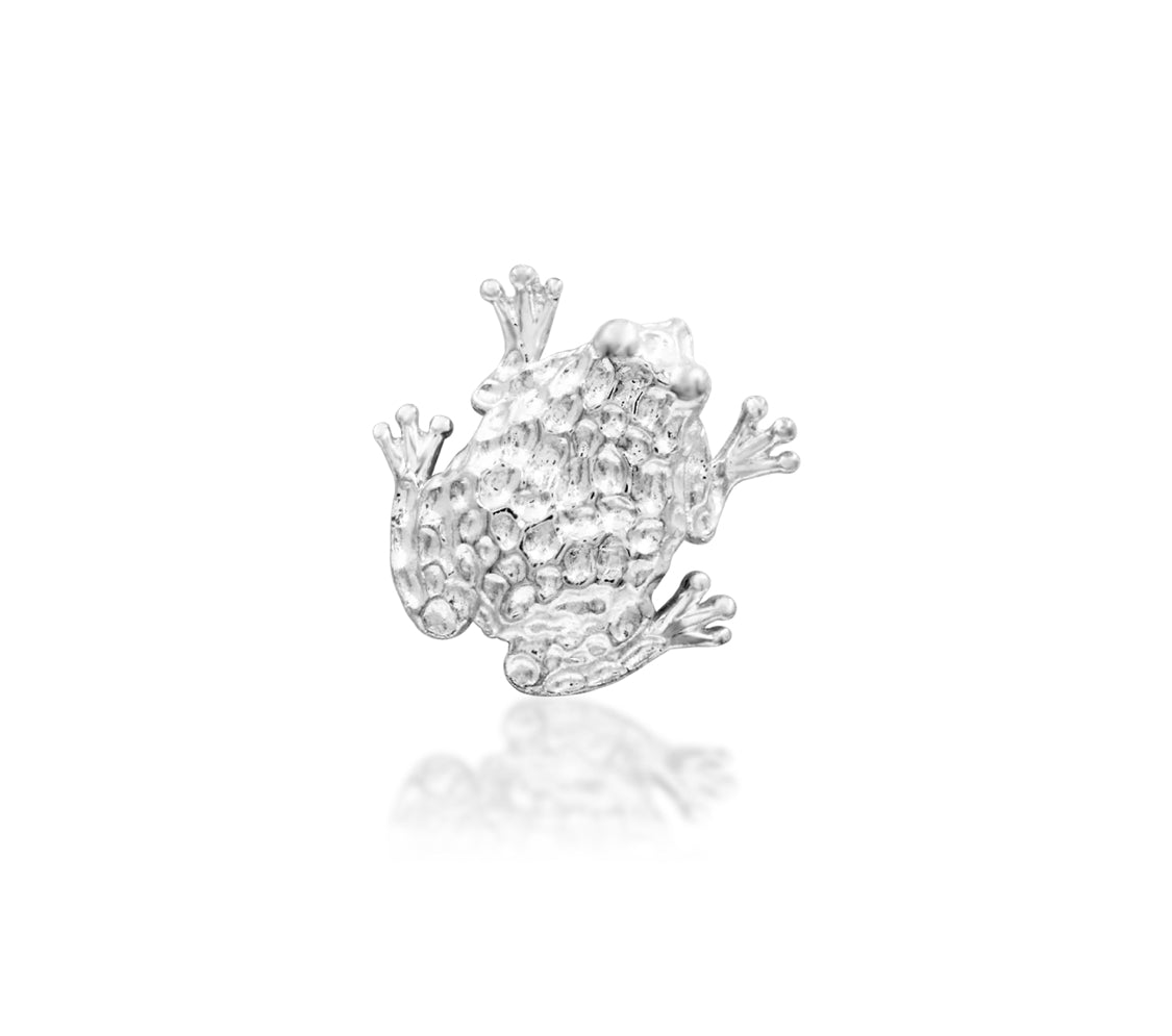 Junipurr Lord Hops solid 14k white gold three-dimensional toad threadless end, front view.