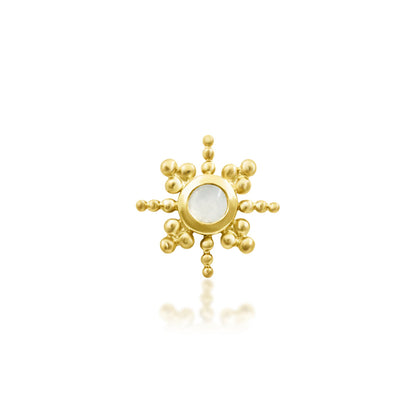 Junipurr Ruth solid 14k yellow gold star threadless end with a central moonstone, front view.