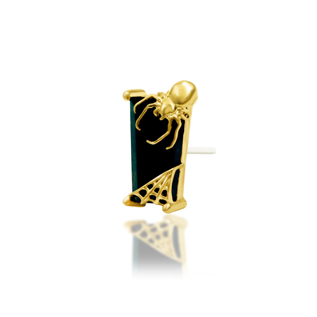 Natural moss agate jewellery in yellow gold, showing the unique green inclusions within Carmilla’s tapered gemstone.