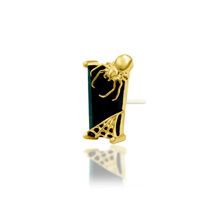 Natural moss agate jewellery in yellow gold, showing the unique green inclusions within Carmilla’s tapered gemstone.