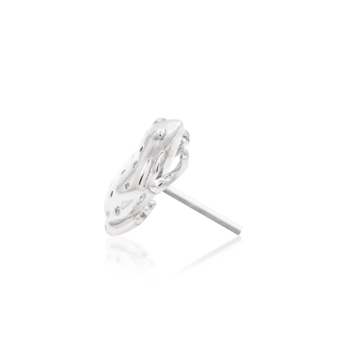 Sculptural white gold flat earring featuring a detailed three-dimensional frog