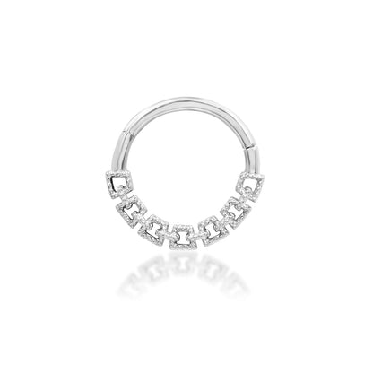 Solid gold helix ring in 14k white gold featuring Junipurr Sasha’s contemporary geometric detail.
