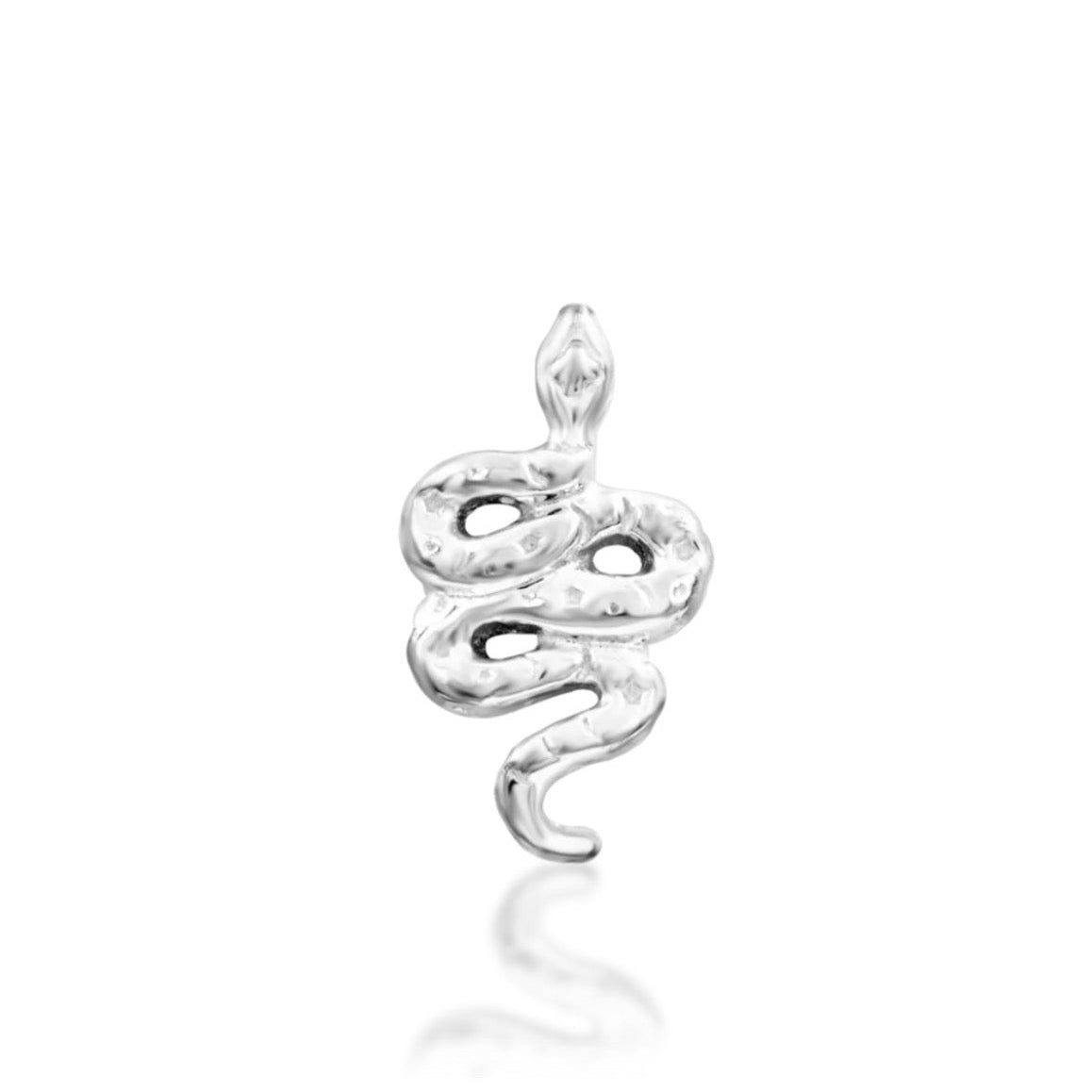 Symbolic serpent jewellery in 14k white gold, represented by the hammered Junipurr Hiss snake design.