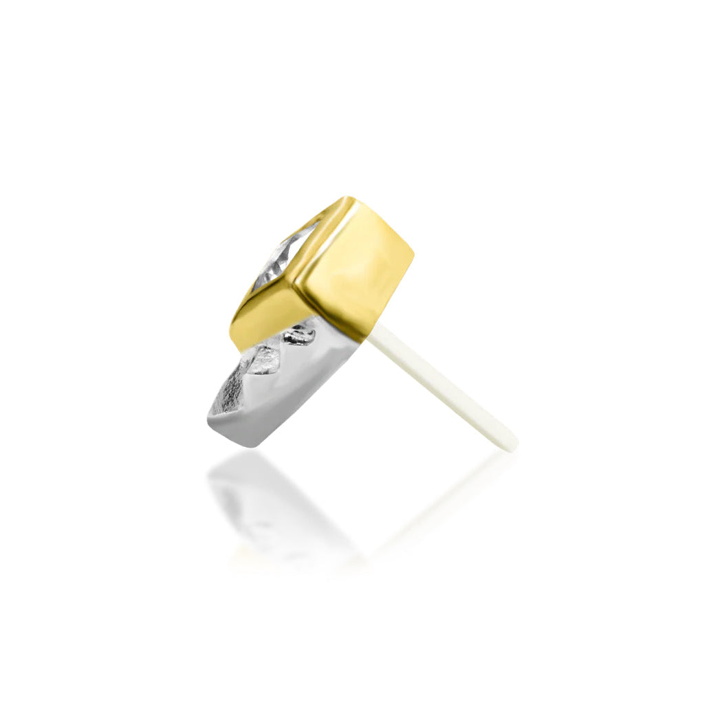     Junipurr Thena threadless end with a square white CZ framed in yellow gold